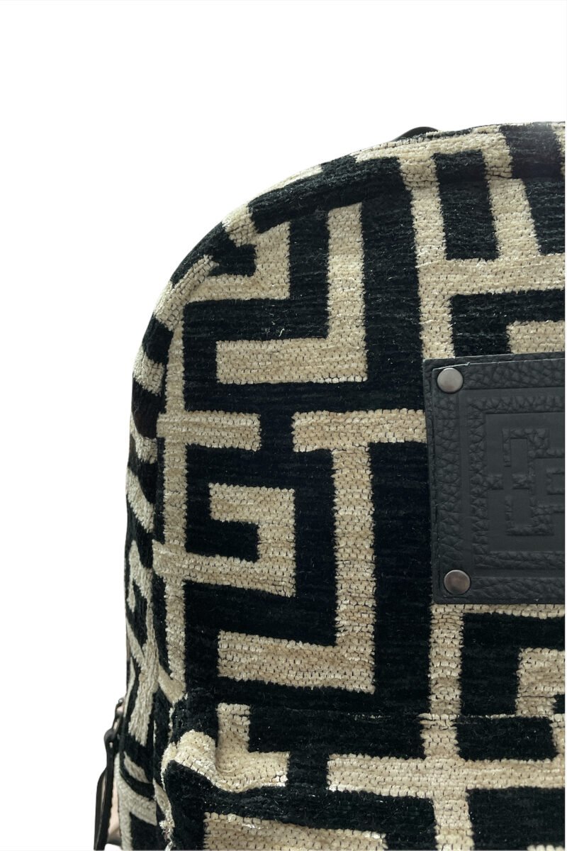 Midneto Polymnia I Beige Black Chenille Labyrinth Bag - Image 7