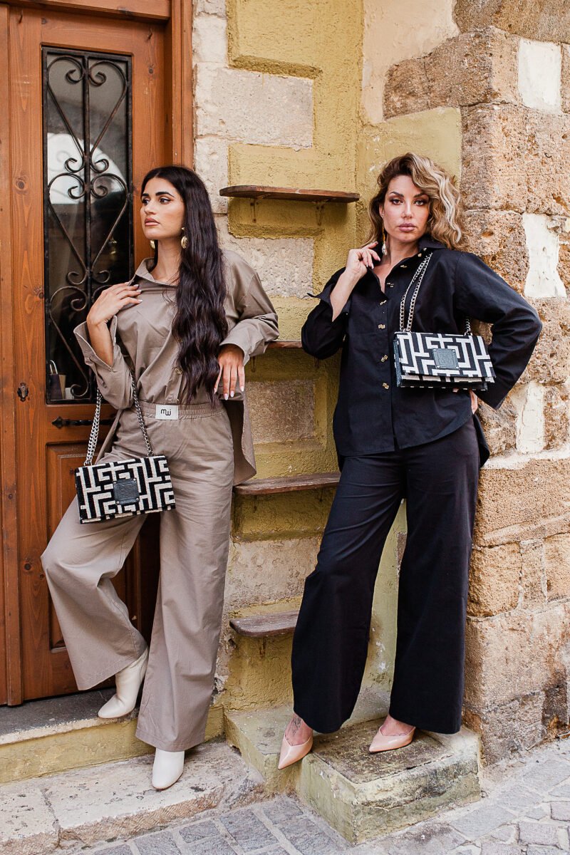 Midneto Delos Silver (Lurex) Black Labyrinth Bag - Image 18