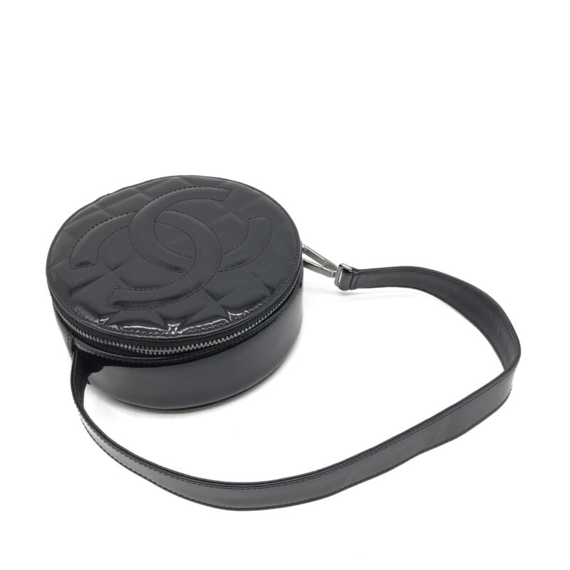 Chanel Black Patent Quilted CC Circle Mini Bag - Image 7