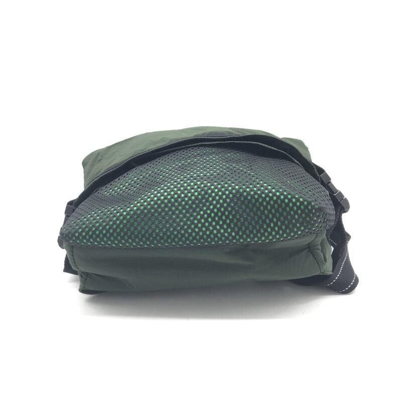 Bottega Veneta Green Nylon Body Bag Waist Bag - Image 4