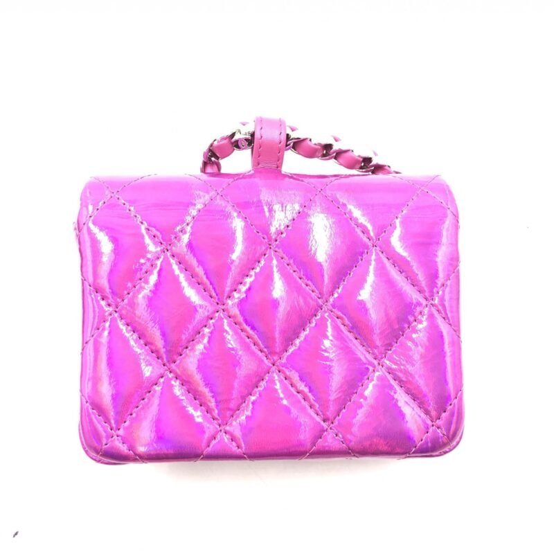 Chanel Iridescent Pink Quilted Leather Pouch - Image 3
